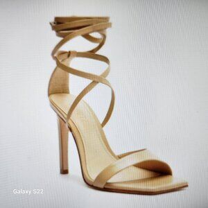 SCHUTZ "Bryce" Light Nude Nappa Leather Heeled Sandals. NIB. Size 6.5